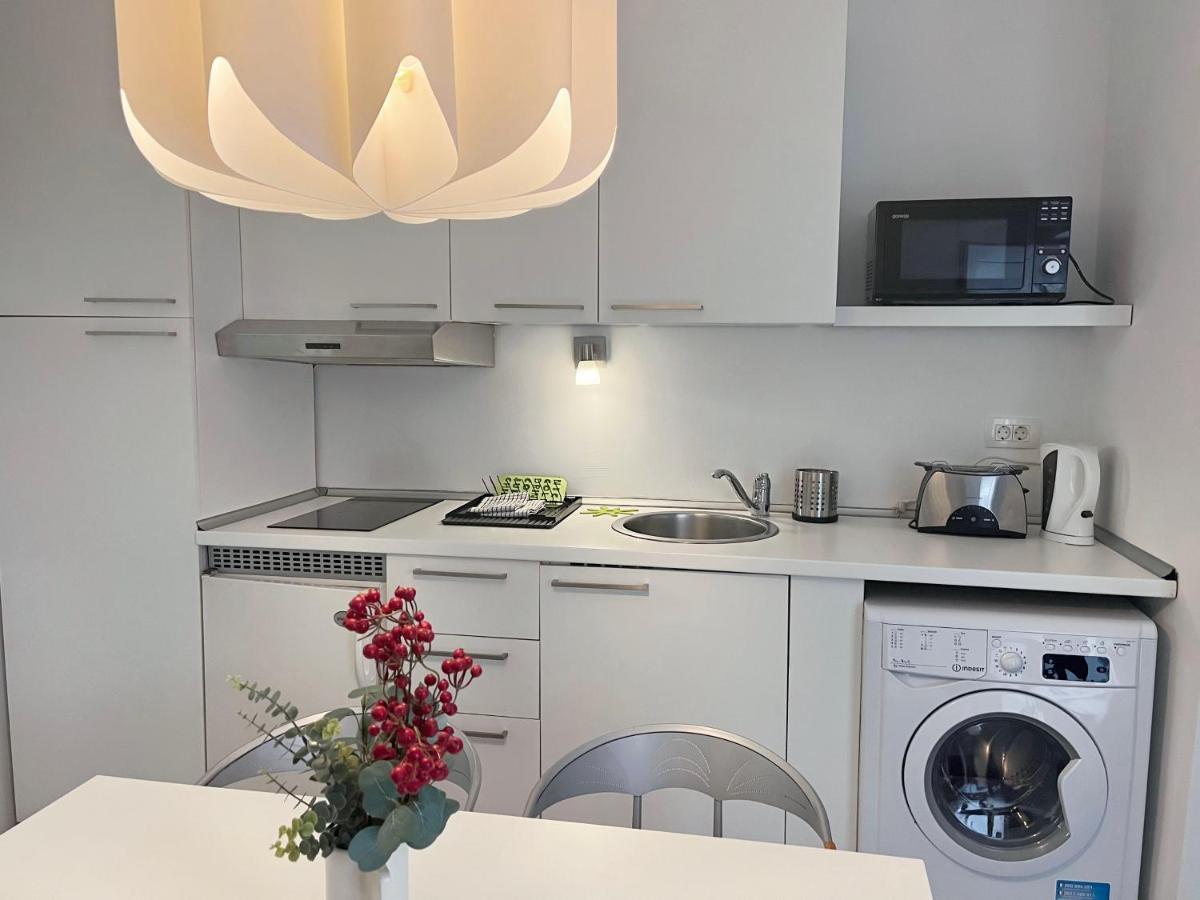 Apartamento Renovated City Center Apt End Of Sept 23 Liubliana Exterior foto